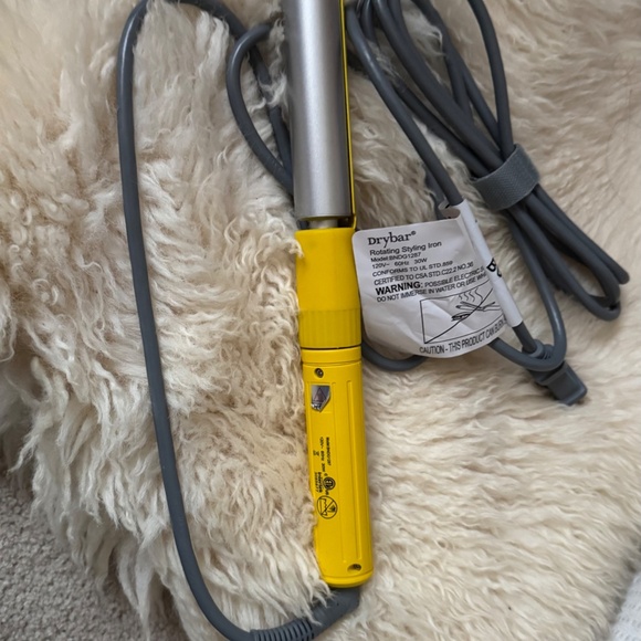 Drybar Hairdryer & Curling Iron Bundle - Preowned (GUC) - Picture 12 of 16